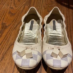 Authentic Louis Vuitton Damier Azur ballerina flat